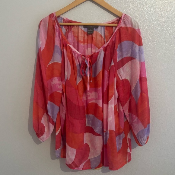 Olivia & Martin Sheer Abstract Tie Front Boho Blouse Size 1X Pink Red Purple - Picture 3 of 11